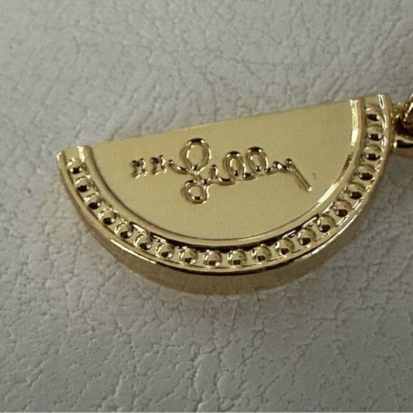 Lilly Pulitzer Gold Charm Bracelet. - Picture 2 of 9